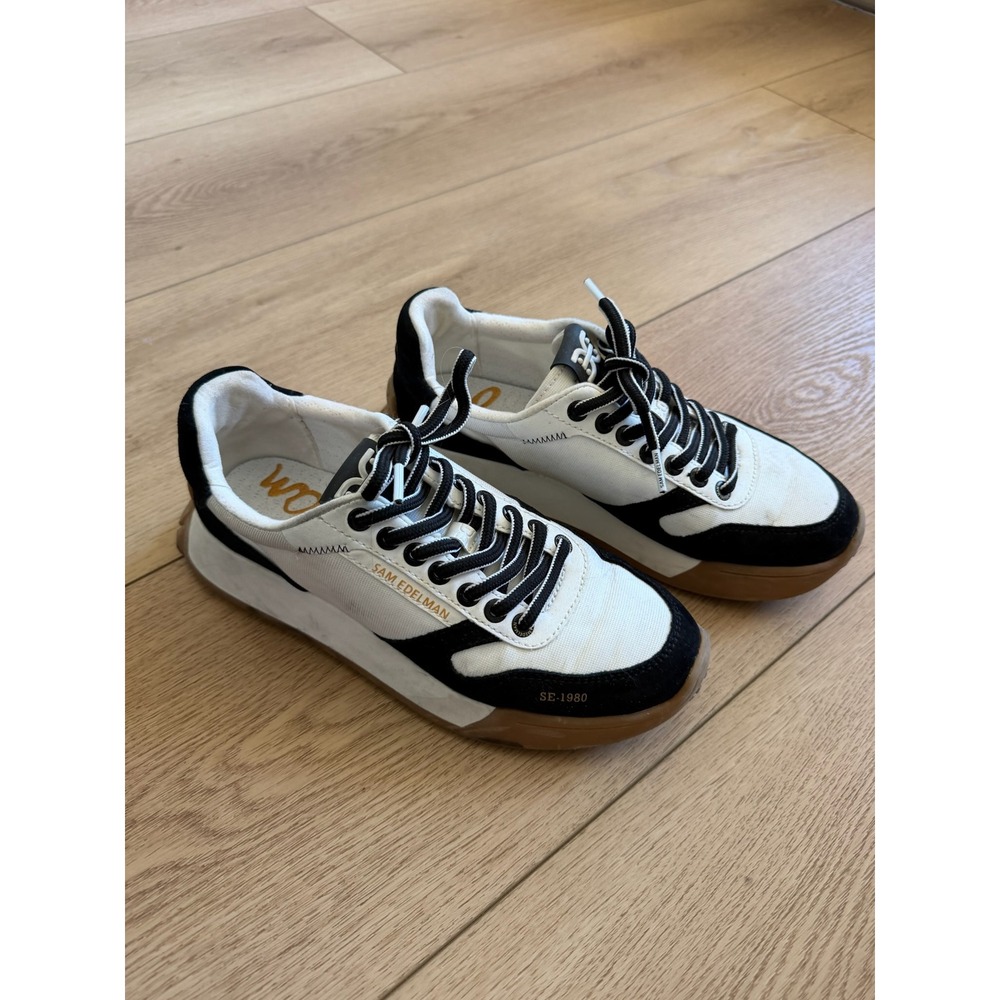 Sam Edelman SE-1980 Women White Black Gum Lug Sole Fashion Sneakers Size 7.5M